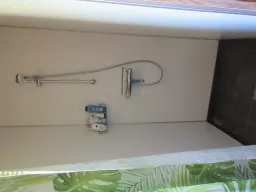 Badezimmer mit Dusche im Ferienhaus SLAPPE AV